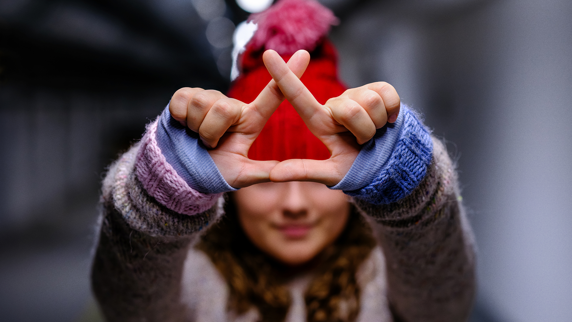 AFSLØRING: MikkelKjerri.dk på hemmeligt besøg – Her er TV 2’s Julekalender 2026