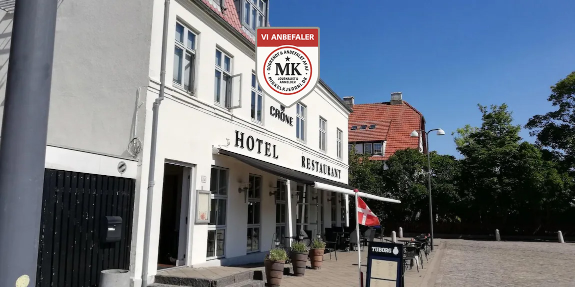 Restaurant Crone i Grenaa: Anmeldelse af Restaurant Crone og deres smørrebrødsbuffet