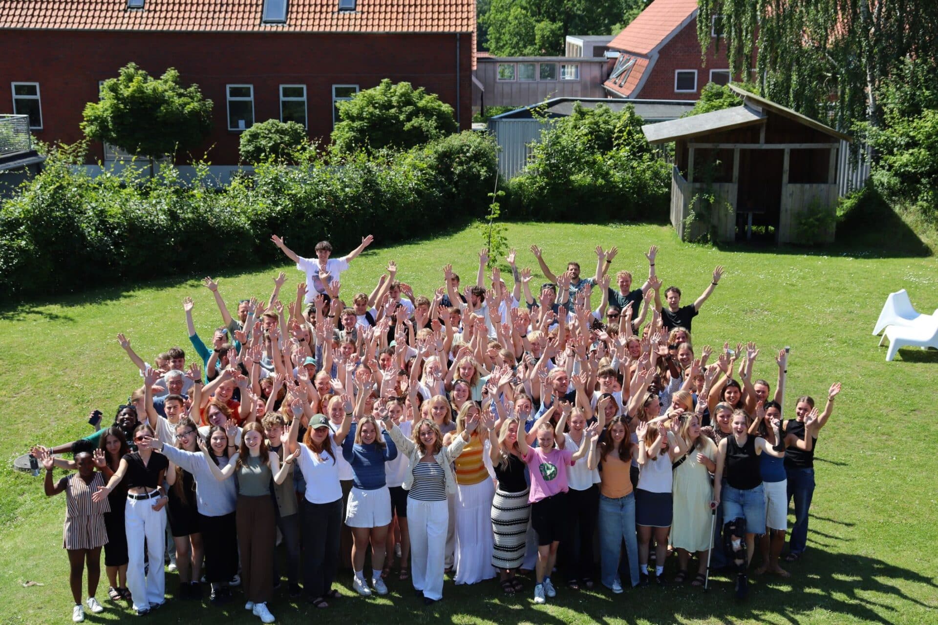 Fra sofa-kriger til eventyrer: Hvorfor Rønde Højskole er det ultimative træk for din fremtid